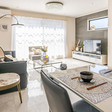桜の川18 5 Minutes Htsudai Station, 1 Minute Train To Shinjuku, 120㎡ Villa, Four Bedrooms โตเกียว ภายนอก รูปภาพ